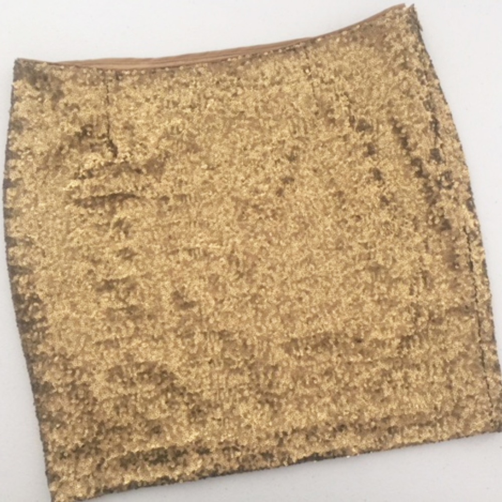 Super Chic Matte Gold Sequin Mini Skirt